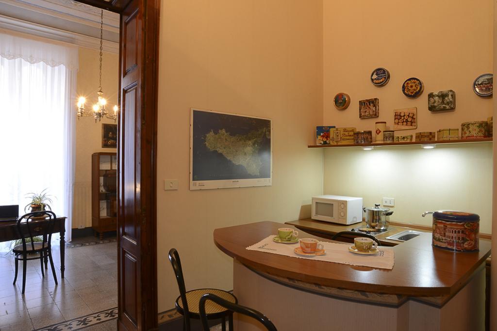 Suites In Sicily Acireale Bagian luar foto